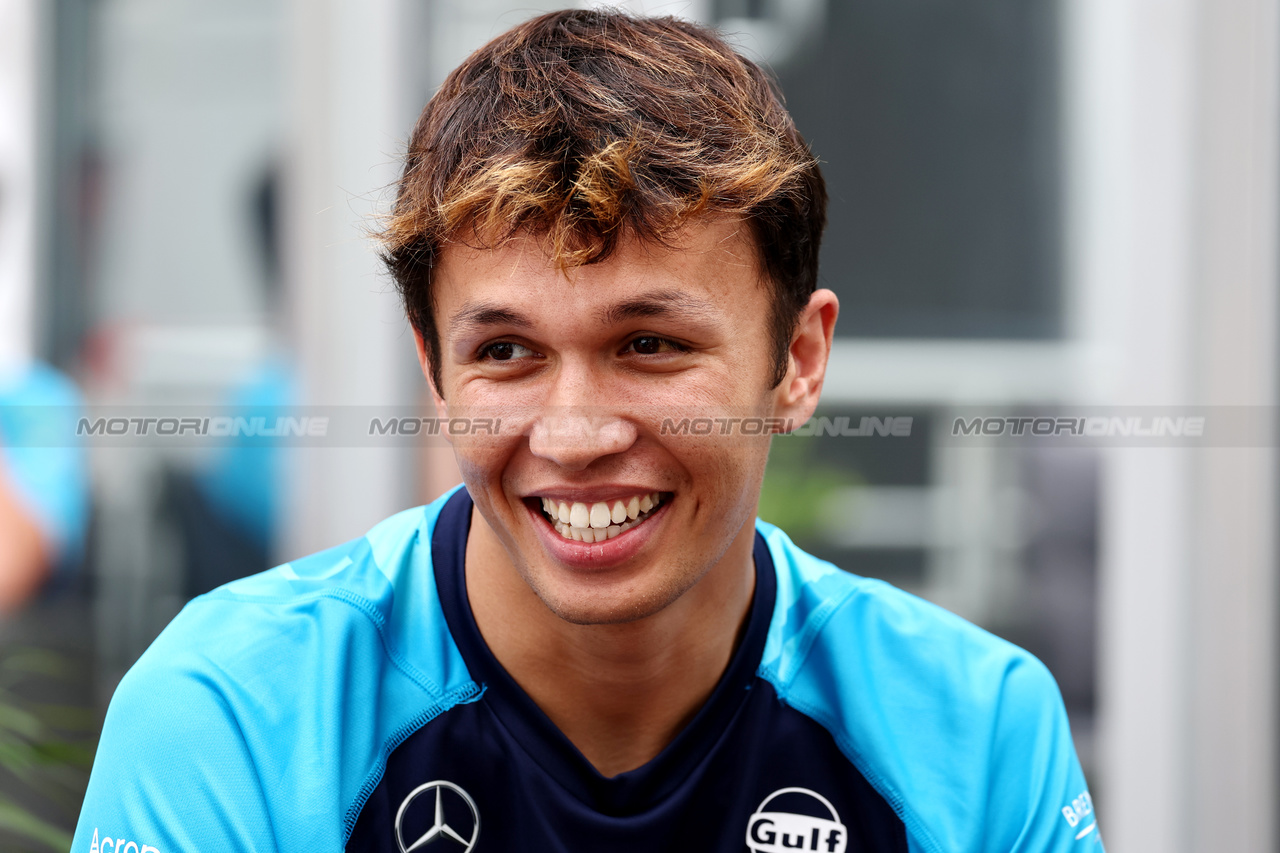 GP MESSICO, Alexander Albon (THA) Williams Racing.

26.10.2023. Formula 1 World Championship, Rd 20, Mexican Grand Prix, Mexico City, Mexico, Preparation Day.

- www.xpbimages.com, EMail: requests@xpbimages.com © Copyright: Moy / XPB Images