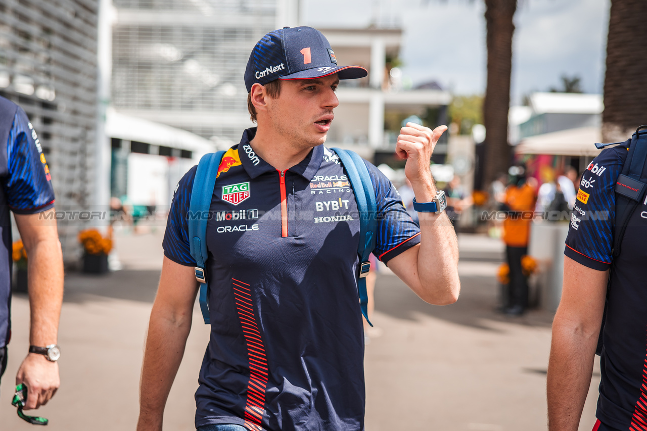 GP MESSICO, Max Verstappen (NLD) Red Bull Racing.

26.10.2023. Formula 1 World Championship, Rd 20, Mexican Grand Prix, Mexico City, Mexico, Preparation Day.

- www.xpbimages.com, EMail: requests@xpbimages.com © Copyright: Bearne / XPB Images