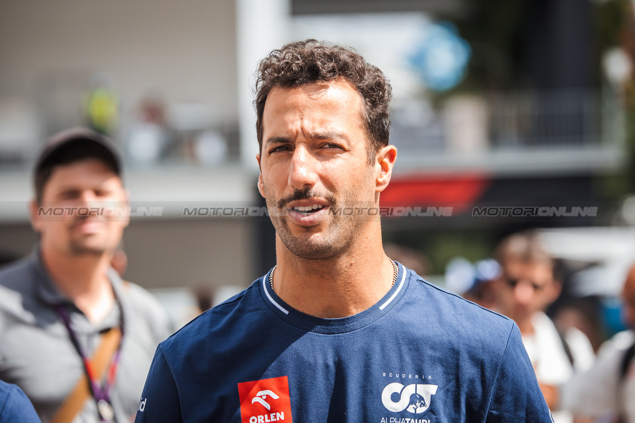 GP MESSICO, Daniel Ricciardo (AUS) AlphaTauri.

26.10.2023. Formula 1 World Championship, Rd 20, Mexican Grand Prix, Mexico City, Mexico, Preparation Day.

- www.xpbimages.com, EMail: requests@xpbimages.com © Copyright: Bearne / XPB Images