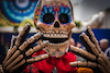 GP MESSICO, Circuit Atmosfera - Day of the Dead Skeleton.
26.10.2023. Formula 1 World Championship, Rd 20, Mexican Grand Prix, Mexico City, Mexico, Preparation Day.
- www.xpbimages.com, EMail: requests@xpbimages.com © Copyright: Bearne / XPB Images