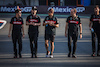 GP MESSICO, Zhou Guanyu (CHN) Alfa Romeo F1 Team walks the circuit with the team.
26.10.2023. Formula 1 World Championship, Rd 20, Mexican Grand Prix, Mexico City, Mexico, Preparation Day.
- www.xpbimages.com, EMail: requests@xpbimages.com © Copyright: Bearne / XPB Images