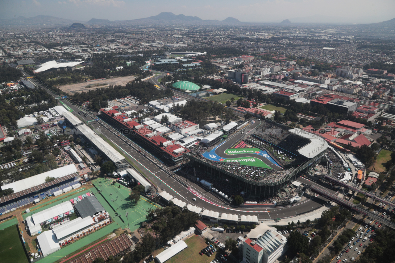 GP MESSICO, An aerial view of the circuit.

28.10.2023. Formula 1 World Championship, Rd 20, Mexican Grand Prix, Mexico City, Mexico, Qualifiche Day.

- www.xpbimages.com, EMail: requests@xpbimages.com © Copyright: XPB Images