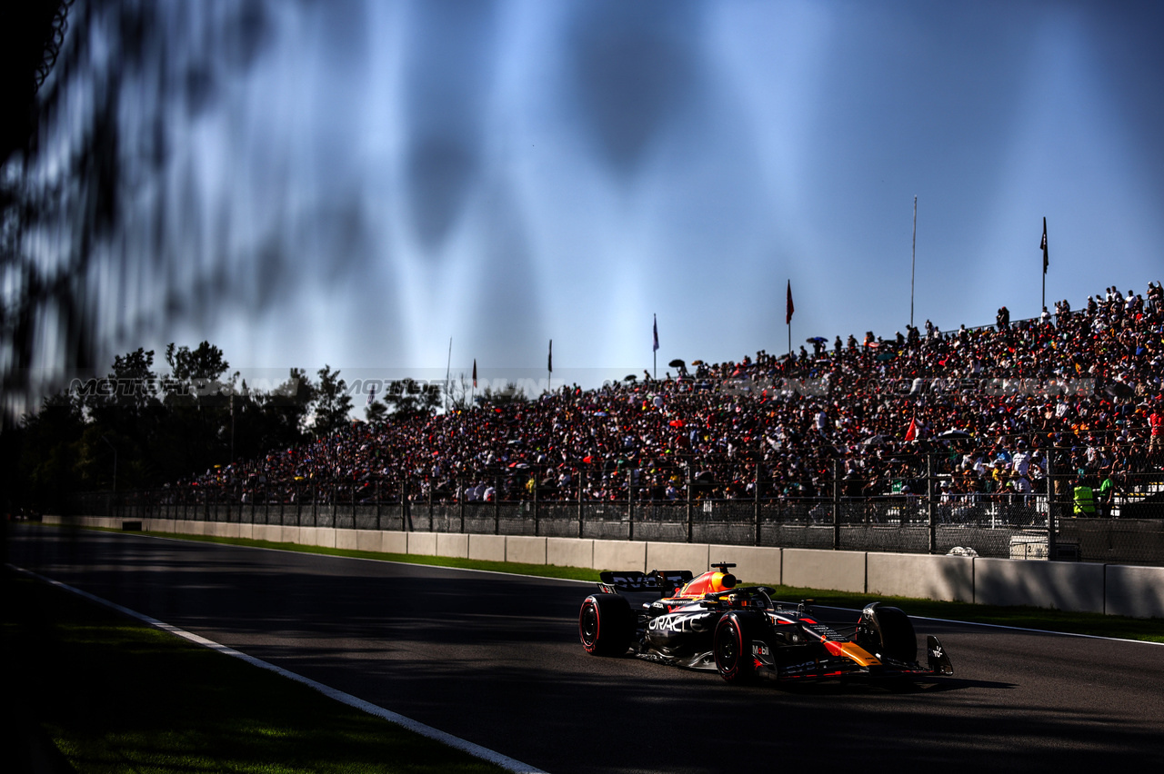 GP MESSICO, Max Verstappen (NLD), Red Bull Racing 
28.10.2023. Formula 1 World Championship, Rd 20, Mexican Grand Prix, Mexico City, Mexico, Qualifiche Day.
- www.xpbimages.com, EMail: requests@xpbimages.com © Copyright: Charniaux / XPB Images