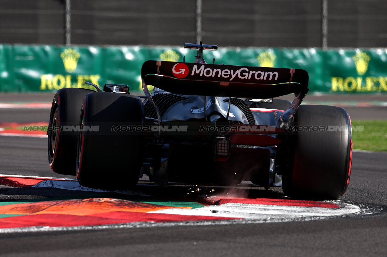 GP MESSICO, Kevin Magnussen (DEN) Haas VF-23.

28.10.2023. Formula 1 World Championship, Rd 20, Mexican Grand Prix, Mexico City, Mexico, Qualifiche Day.

 - www.xpbimages.com, EMail: requests@xpbimages.com © Copyright: Coates / XPB Images