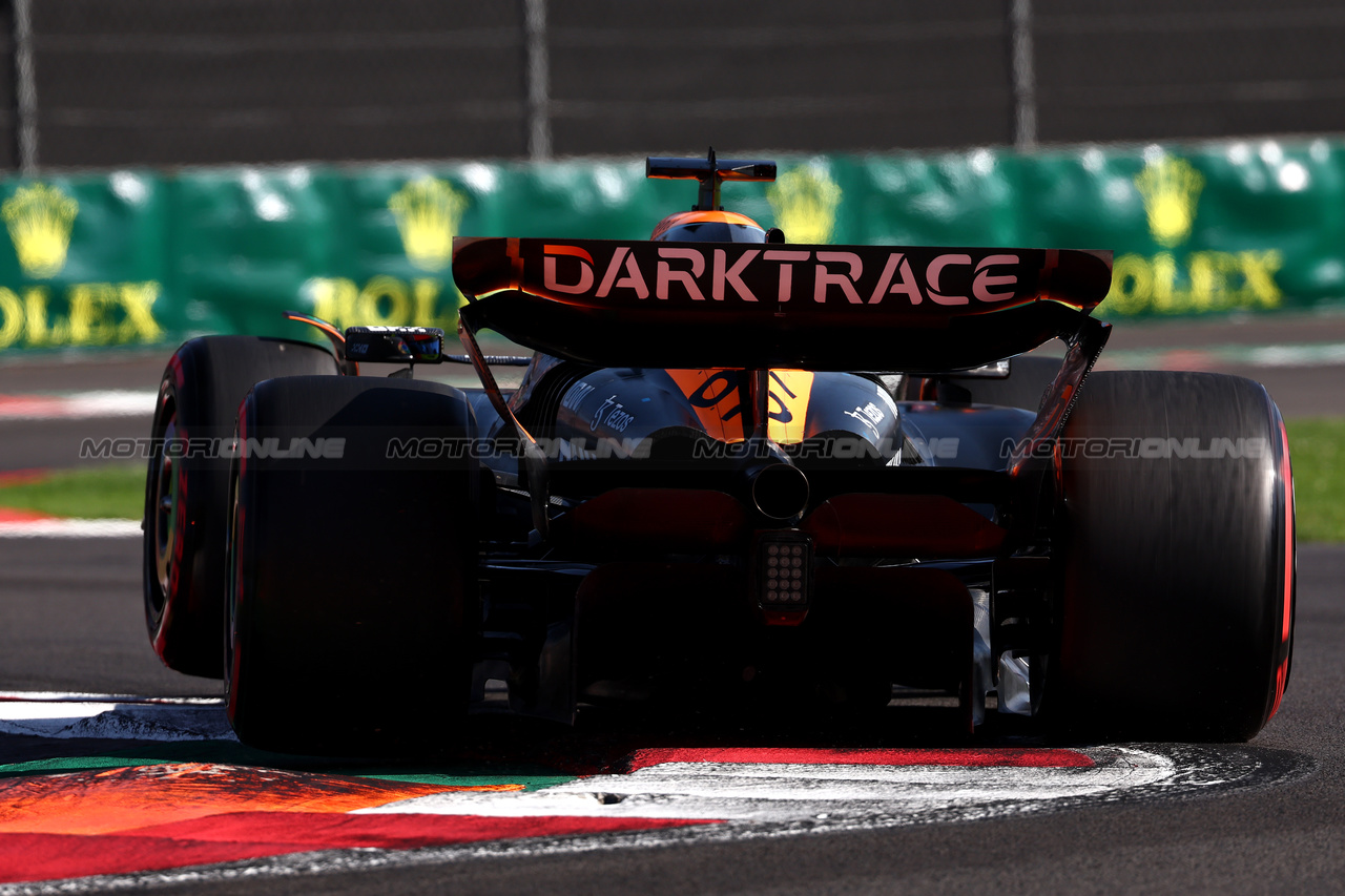 GP MESSICO, Oscar Piastri (AUS) McLaren MCL60.

28.10.2023. Formula 1 World Championship, Rd 20, Mexican Grand Prix, Mexico City, Mexico, Qualifiche Day.

 - www.xpbimages.com, EMail: requests@xpbimages.com © Copyright: Coates / XPB Images