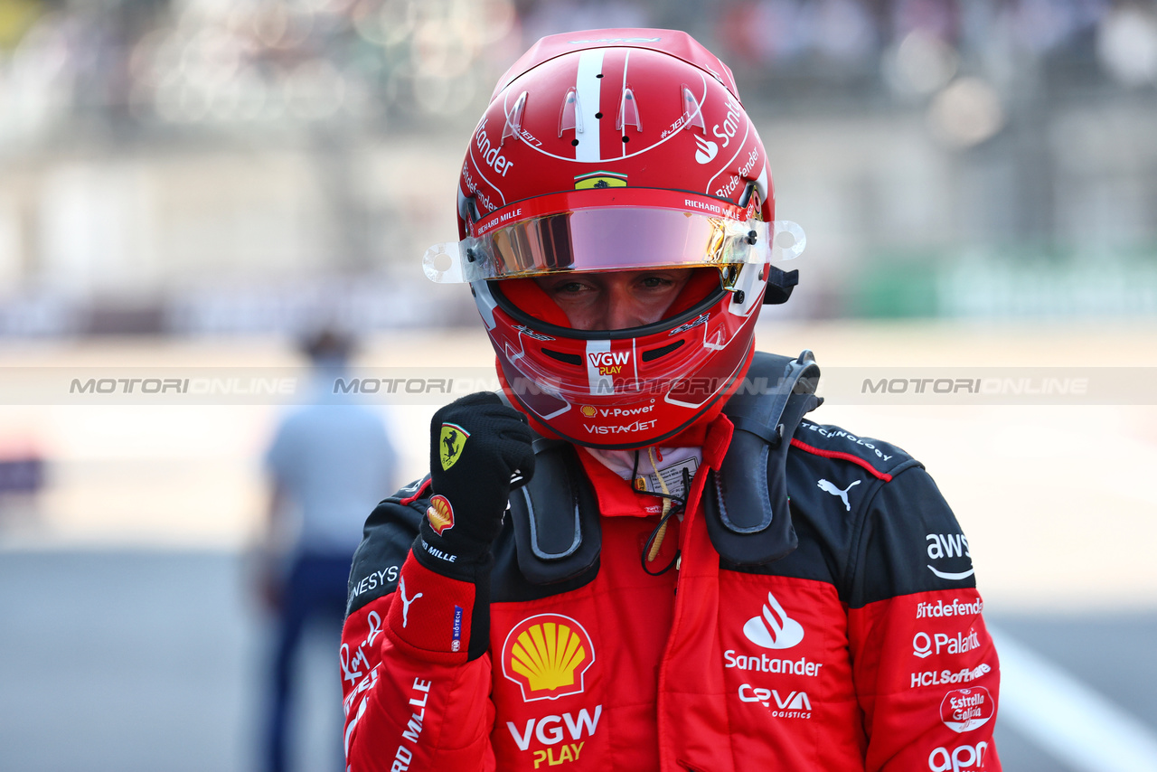 GP MESSICO, Charles Leclerc (MON) Ferrari celebrates his pole position in qualifying parc ferme.

28.10.2023. Formula 1 World Championship, Rd 20, Mexican Grand Prix, Mexico City, Mexico, Qualifiche Day.

 - www.xpbimages.com, EMail: requests@xpbimages.com © Copyright: Coates / XPB Images