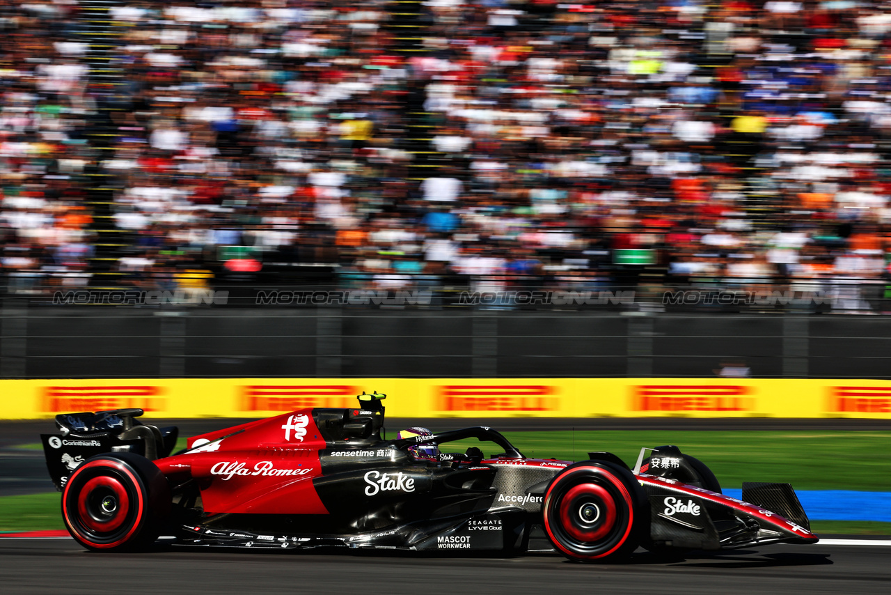 GP MESSICO, Zhou Guanyu (CHN) Alfa Romeo F1 Team C43.

28.10.2023. Formula 1 World Championship, Rd 20, Mexican Grand Prix, Mexico City, Mexico, Qualifiche Day.

 - www.xpbimages.com, EMail: requests@xpbimages.com © Copyright: Coates / XPB Images