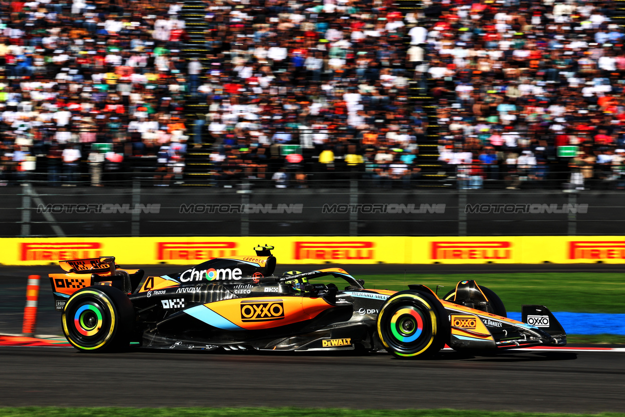 GP MESSICO, Lando Norris (GBR) McLaren MCL60.

28.10.2023. Formula 1 World Championship, Rd 20, Mexican Grand Prix, Mexico City, Mexico, Qualifiche Day.

 - www.xpbimages.com, EMail: requests@xpbimages.com © Copyright: Coates / XPB Images