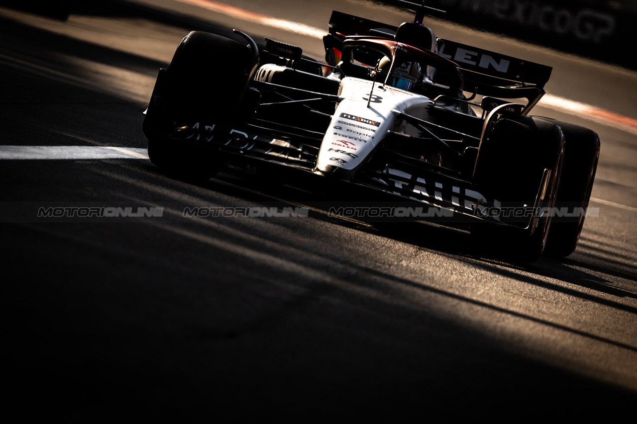 GP MESSICO, Daniel Ricciardo (AUS) AlphaTauri AT04.

28.10.2023. Formula 1 World Championship, Rd 20, Mexican Grand Prix, Mexico City, Mexico, Qualifiche Day.

- www.xpbimages.com, EMail: requests@xpbimages.com © Copyright: Bearne / XPB Images