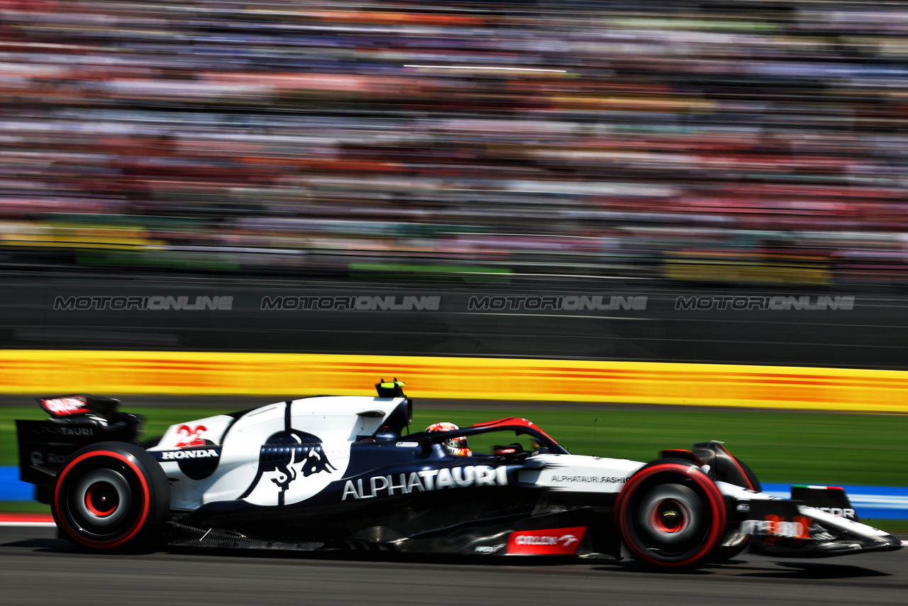 GP MESSICO, Yuki Tsunoda (JPN) AlphaTauri AT04.

28.10.2023. Formula 1 World Championship, Rd 20, Mexican Grand Prix, Mexico City, Mexico, Qualifiche Day.

 - www.xpbimages.com, EMail: requests@xpbimages.com © Copyright: Coates / XPB Images