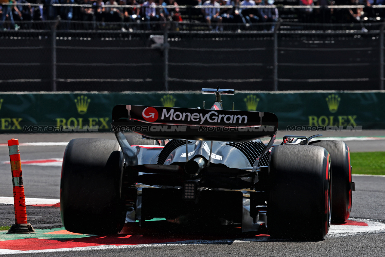 GP MESSICO, Kevin Magnussen (DEN) Haas VF-23.

28.10.2023. Formula 1 World Championship, Rd 20, Mexican Grand Prix, Mexico City, Mexico, Qualifiche Day.

 - www.xpbimages.com, EMail: requests@xpbimages.com © Copyright: Coates / XPB Images