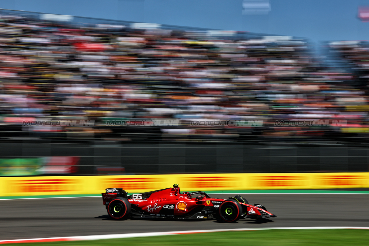 GP MESSICO, Carlos Sainz Jr (ESP) Ferrari SF-23.

28.10.2023. Formula 1 World Championship, Rd 20, Mexican Grand Prix, Mexico City, Mexico, Qualifiche Day.

 - www.xpbimages.com, EMail: requests@xpbimages.com © Copyright: Coates / XPB Images