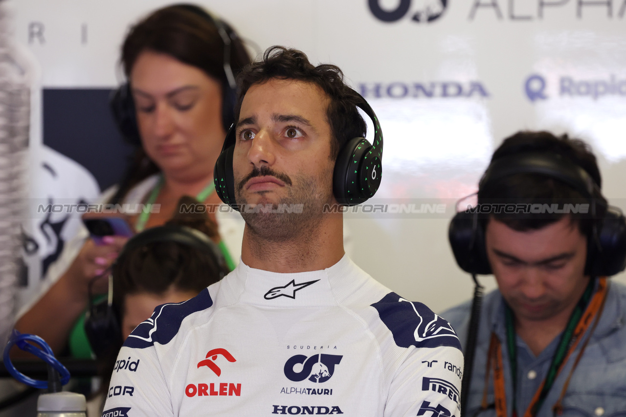 GP MESSICO, Daniel Ricciardo (AUS) AlphaTauri.

28.10.2023. Formula 1 World Championship, Rd 20, Mexican Grand Prix, Mexico City, Mexico, Qualifiche Day.

- www.xpbimages.com, EMail: requests@xpbimages.com © Copyright: Bearne / XPB Images