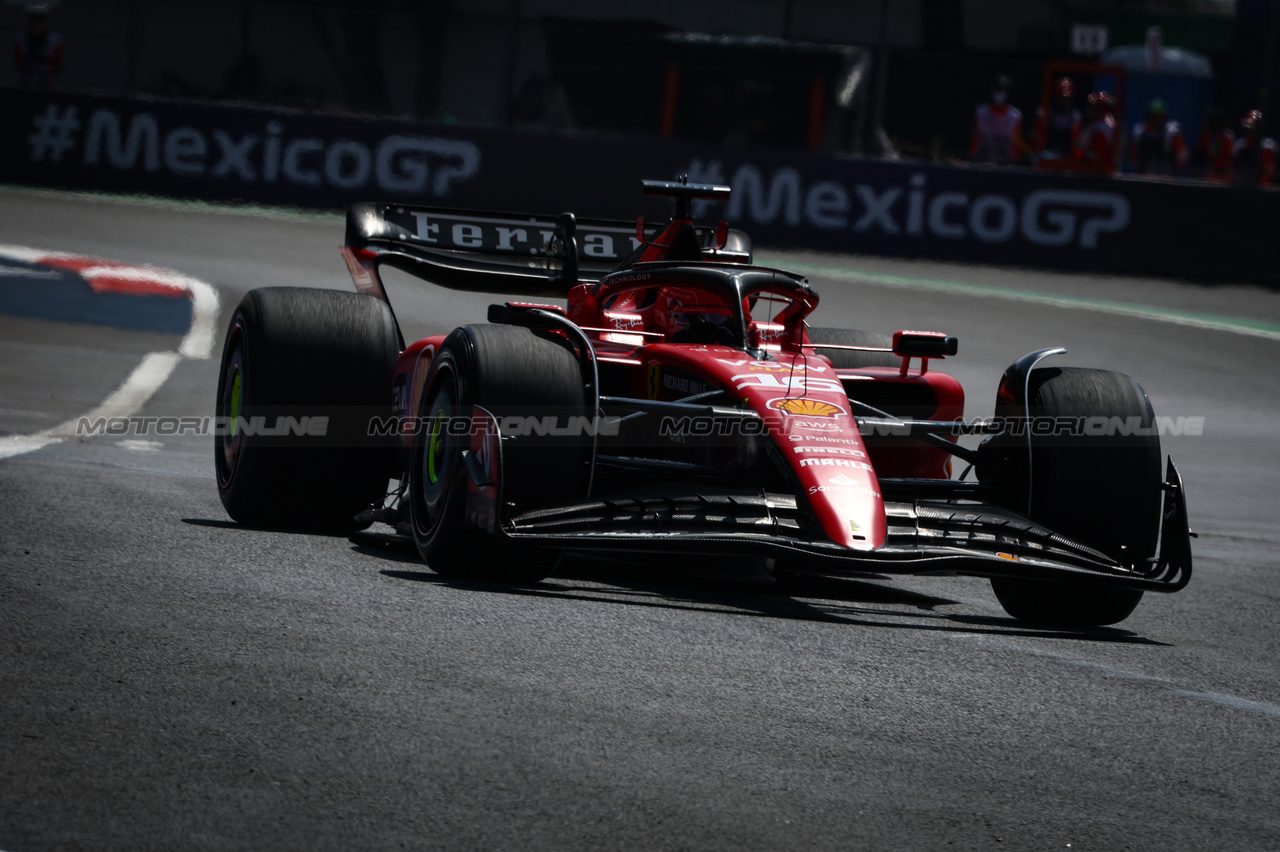 GP MESSICO, Charles Leclerc (FRA), Ferrari 
27.10.2023. Formula 1 World Championship, Rd 20, Mexican Grand Prix, Mexico City, Mexico, Practice Day.
- www.xpbimages.com, EMail: requests@xpbimages.com © Copyright: Charniaux / XPB Images