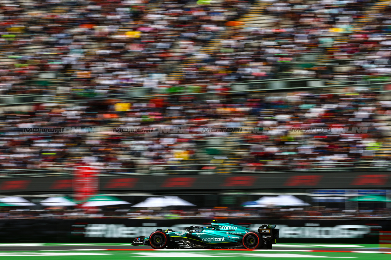 GP MESSICO, Fernando Alonso (ESP), Aston Martin Racing 
27.10.2023. Formula 1 World Championship, Rd 20, Mexican Grand Prix, Mexico City, Mexico, Practice Day.
- www.xpbimages.com, EMail: requests@xpbimages.com © Copyright: Charniaux / XPB Images