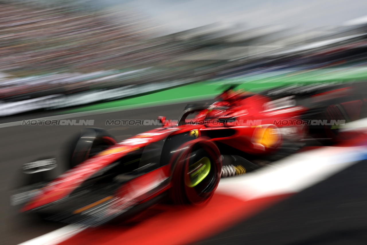 GP MESSICO, Charles Leclerc (MON) Ferrari SF-23.

27.10.2023. Formula 1 World Championship, Rd 20, Mexican Grand Prix, Mexico City, Mexico, Practice Day.

- www.xpbimages.com, EMail: requests@xpbimages.com © Copyright: Moy / XPB Images