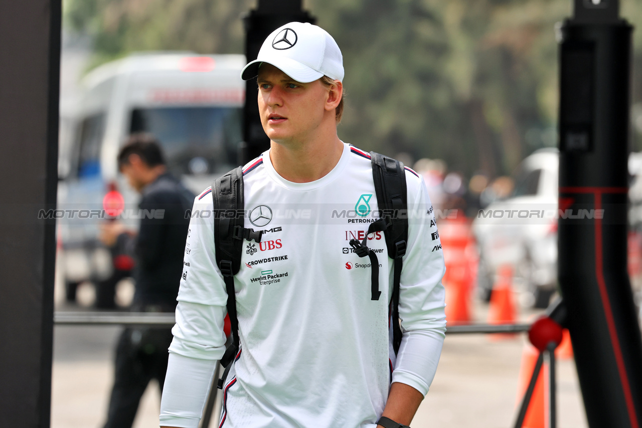 GP MESSICO, Mick Schumacher (GER) Mercedes AMG F1 Reserve Driver.

27.10.2023. Formula 1 World Championship, Rd 20, Mexican Grand Prix, Mexico City, Mexico, Practice Day.

- www.xpbimages.com, EMail: requests@xpbimages.com © Copyright: Moy / XPB Images