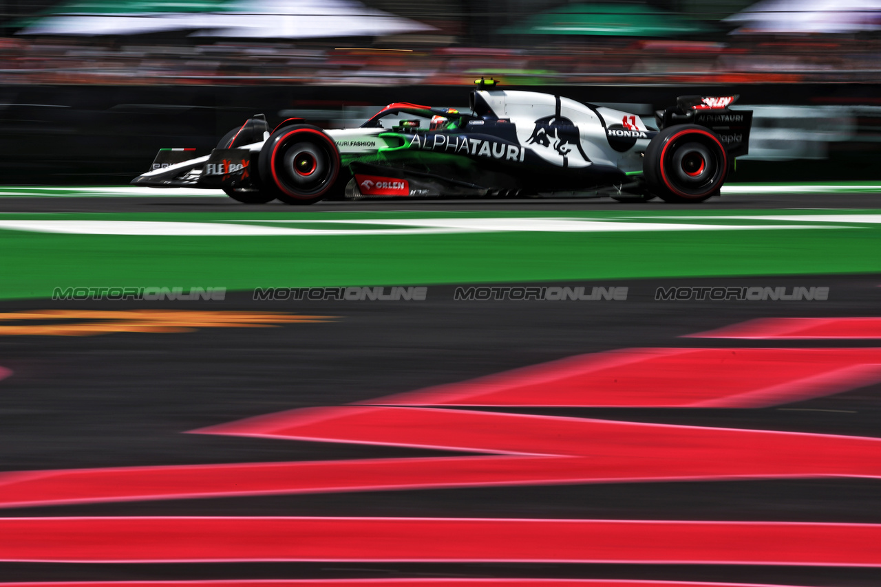 GP MESSICO, Isack Hadjar (FRA) AlphaTauri AT04 Test Driver.

27.10.2023. Formula 1 World Championship, Rd 20, Mexican Grand Prix, Mexico City, Mexico, Practice Day.

- www.xpbimages.com, EMail: requests@xpbimages.com © Copyright: Moy / XPB Images