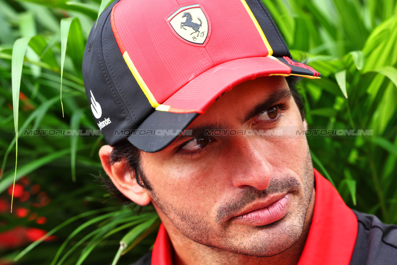 GP MESSICO, Carlos Sainz Jr (ESP) Ferrari.

27.10.2023. Formula 1 World Championship, Rd 20, Mexican Grand Prix, Mexico City, Mexico, Practice Day.

 - www.xpbimages.com, EMail: requests@xpbimages.com © Copyright: Coates / XPB Images