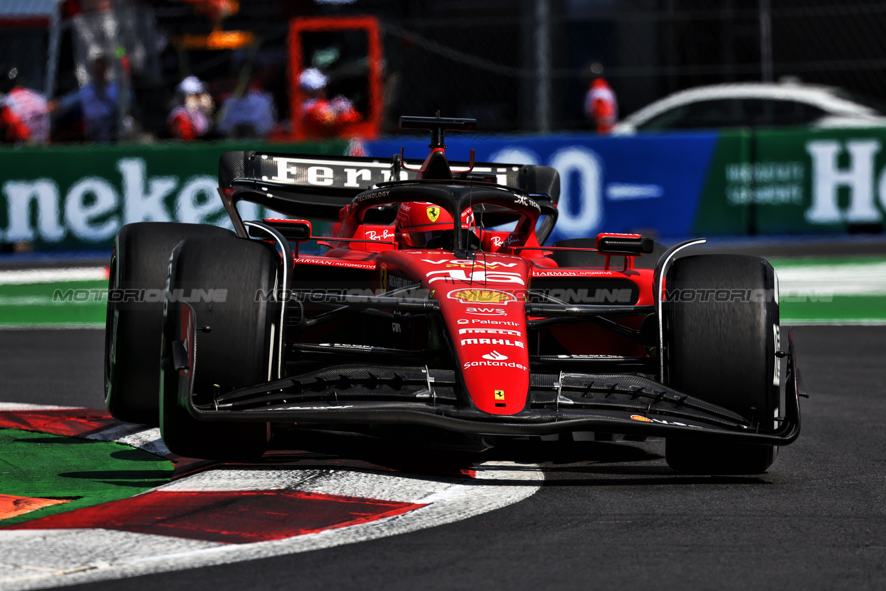 GP MESSICO, Charles Leclerc (MON) Ferrari SF-23.

27.10.2023. Formula 1 World Championship, Rd 20, Mexican Grand Prix, Mexico City, Mexico, Practice Day.

- www.xpbimages.com, EMail: requests@xpbimages.com © Copyright: Moy / XPB Images