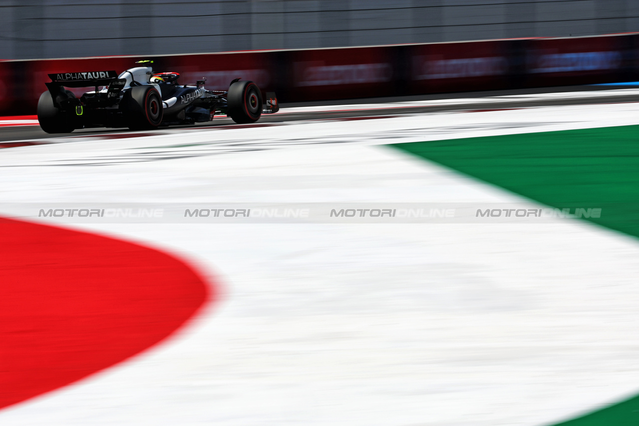 GP MESSICO, Isack Hadjar (FRA) AlphaTauri AT04 Test Driver.

27.10.2023. Formula 1 World Championship, Rd 20, Mexican Grand Prix, Mexico City, Mexico, Practice Day.

 - www.xpbimages.com, EMail: requests@xpbimages.com © Copyright: Coates / XPB Images