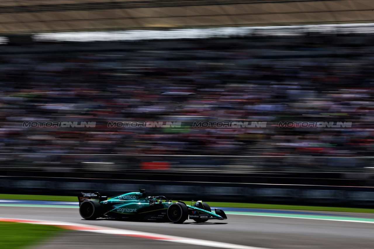 GP MESSICO, Lance Stroll (CDN) Aston Martin F1 Team AMR23.

27.10.2023. Formula 1 World Championship, Rd 20, Mexican Grand Prix, Mexico City, Mexico, Practice Day.

 - www.xpbimages.com, EMail: requests@xpbimages.com © Copyright: Coates / XPB Images