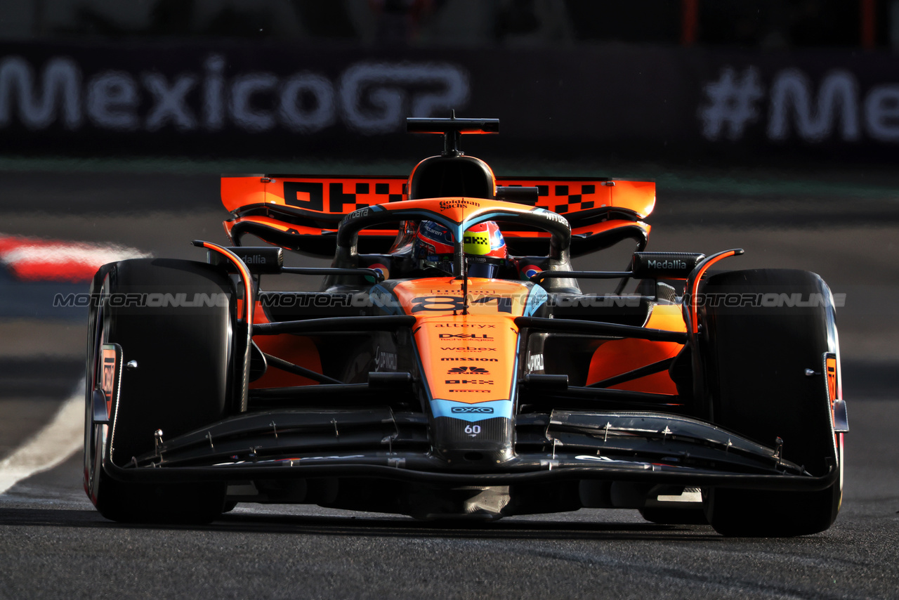GP MESSICO, Oscar Piastri (AUS) McLaren MCL60.

27.10.2023. Formula 1 World Championship, Rd 20, Mexican Grand Prix, Mexico City, Mexico, Practice Day.

 - www.xpbimages.com, EMail: requests@xpbimages.com © Copyright: Coates / XPB Images