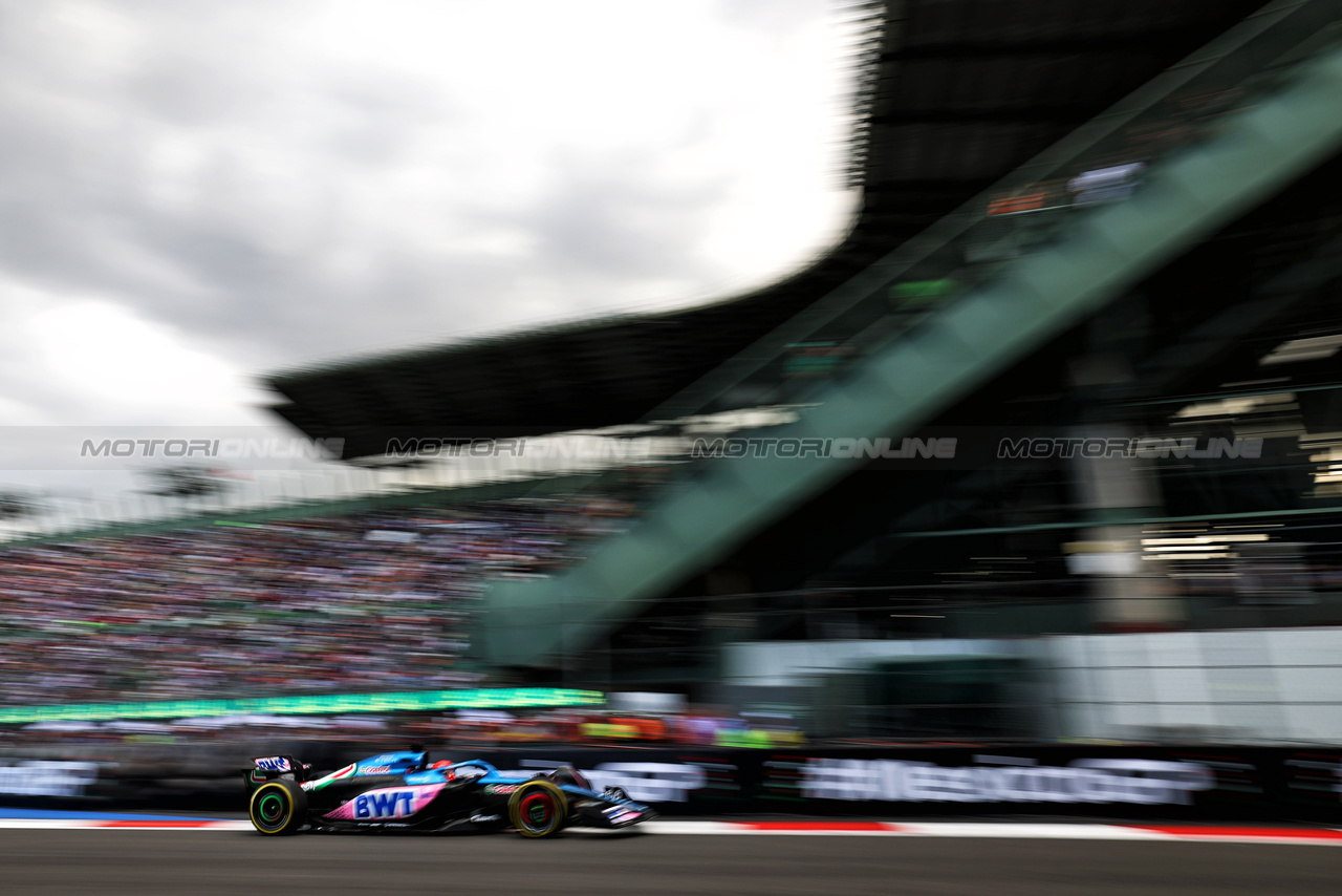 GP MESSICO, Esteban Ocon (FRA) Alpine F1 Team A523.

27.10.2023. Formula 1 World Championship, Rd 20, Mexican Grand Prix, Mexico City, Mexico, Practice Day.

 - www.xpbimages.com, EMail: requests@xpbimages.com © Copyright: Coates / XPB Images