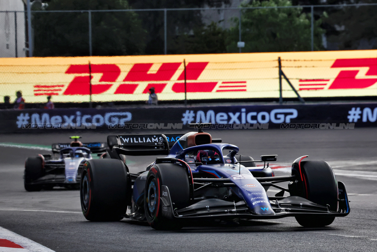 GP MESSICO, Alexander Albon (THA) Williams Racing FW45.

27.10.2023. Formula 1 World Championship, Rd 20, Mexican Grand Prix, Mexico City, Mexico, Practice Day.

 - www.xpbimages.com, EMail: requests@xpbimages.com © Copyright: Coates / XPB Images