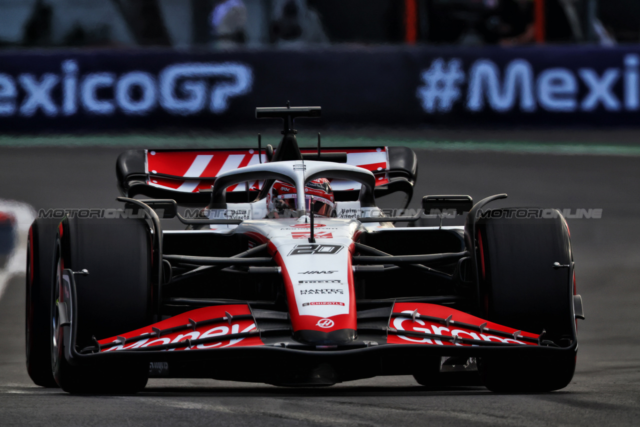 GP MESSICO, Kevin Magnussen (DEN) Haas VF-23.

27.10.2023. Formula 1 World Championship, Rd 20, Mexican Grand Prix, Mexico City, Mexico, Practice Day.

 - www.xpbimages.com, EMail: requests@xpbimages.com © Copyright: Coates / XPB Images