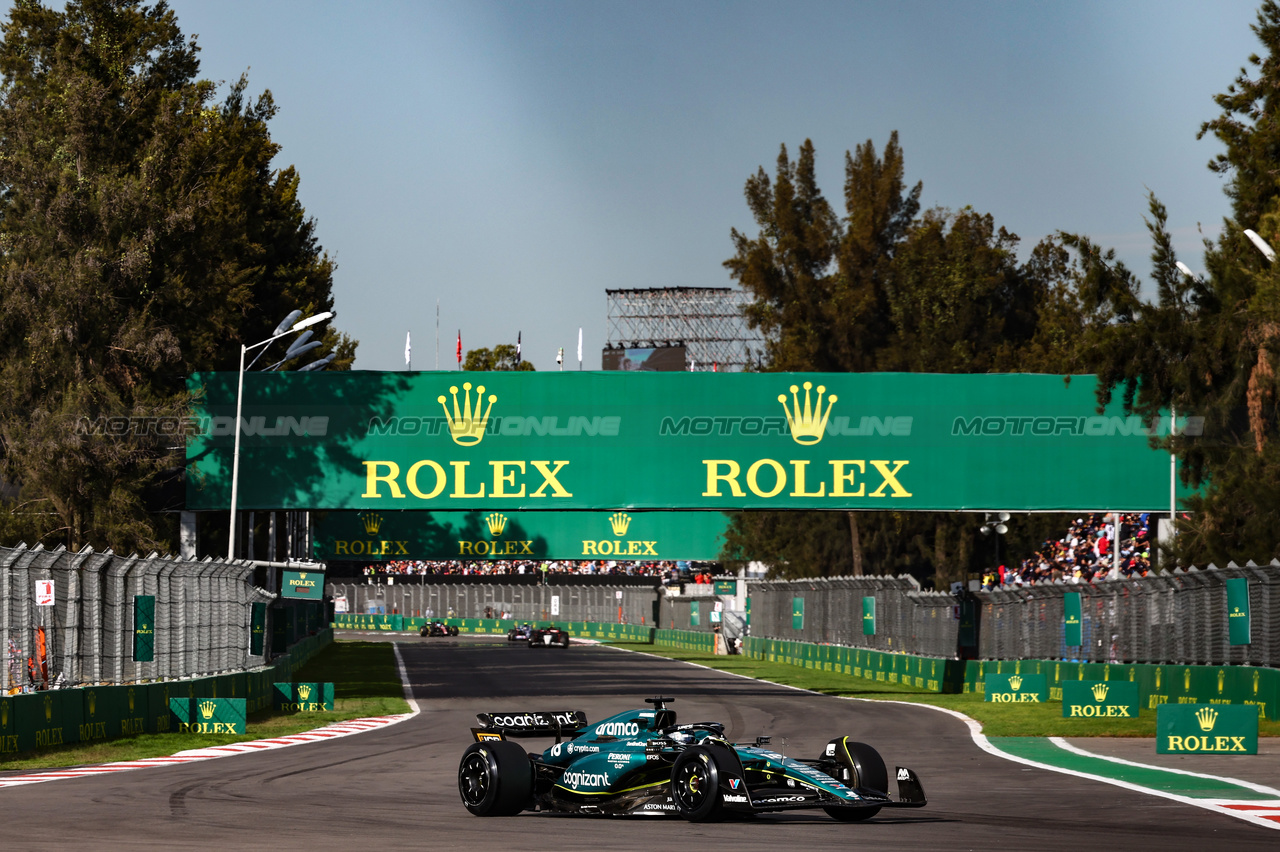 GP MESSICO, Lance Stroll (CDN), Aston Martin F1 Team 
27.10.2023. Formula 1 World Championship, Rd 20, Mexican Grand Prix, Mexico City, Mexico, Practice Day.
- www.xpbimages.com, EMail: requests@xpbimages.com © Copyright: Charniaux / XPB Images