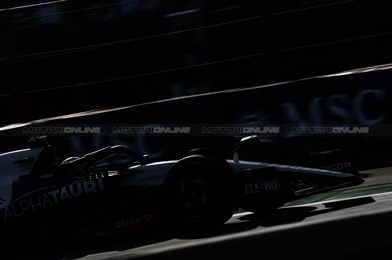 GP MESSICO, Yuki Tsunoda (JPN), Scuderia Alpha Tauri 
27.10.2023. Formula 1 World Championship, Rd 20, Mexican Grand Prix, Mexico City, Mexico, Practice Day.
- www.xpbimages.com, EMail: requests@xpbimages.com © Copyright: Charniaux / XPB Images