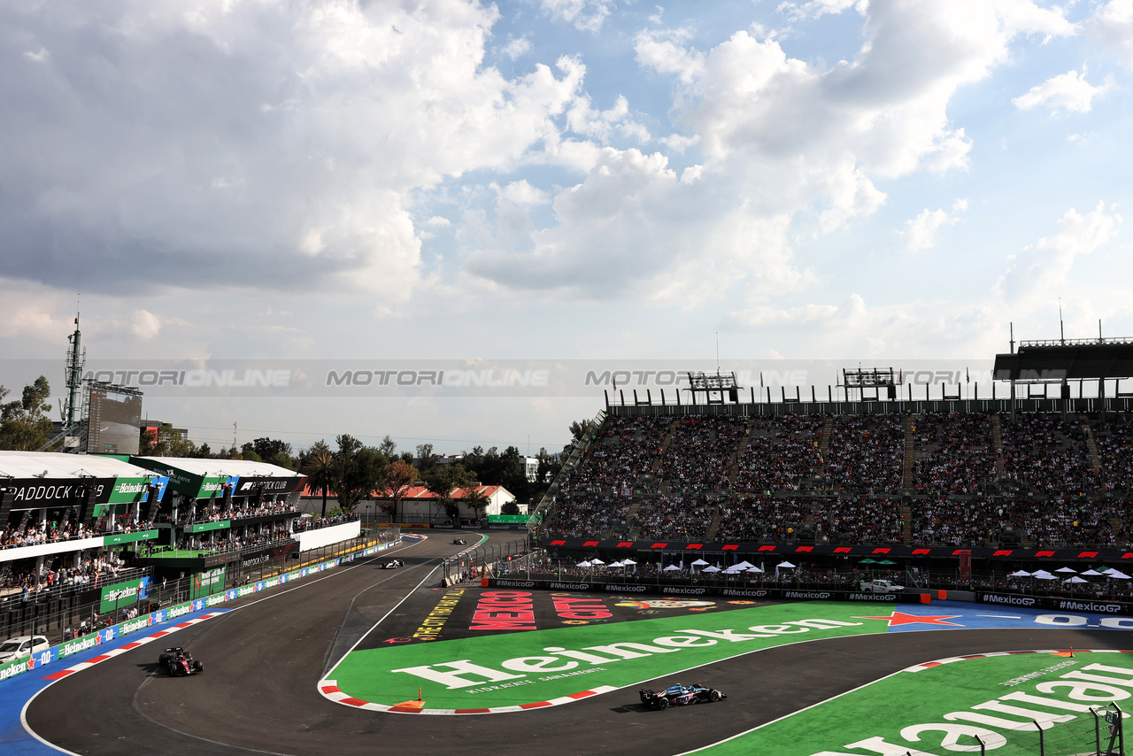 GP MESSICO, Pierre Gasly (FRA) Alpine F1 Team A523.

27.10.2023. Formula 1 World Championship, Rd 20, Mexican Grand Prix, Mexico City, Mexico, Practice Day.

- www.xpbimages.com, EMail: requests@xpbimages.com © Copyright: Bearne / XPB Images