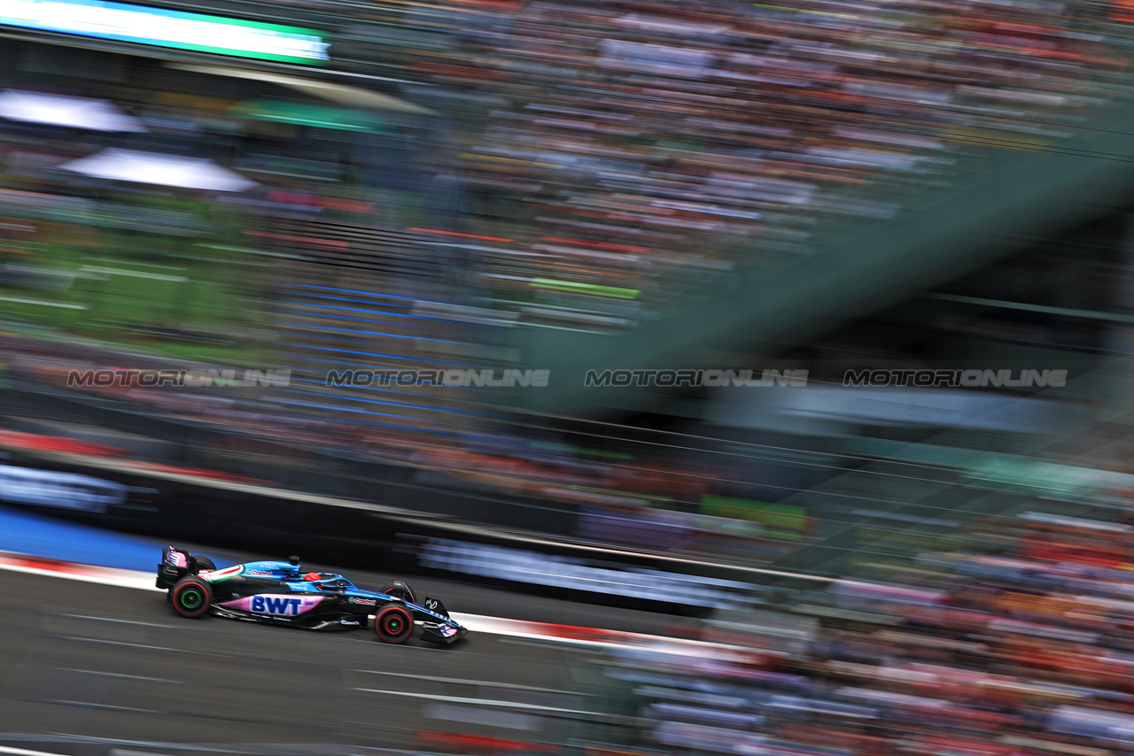 GP MESSICO, Esteban Ocon (FRA) Alpine F1 Team A523.

27.10.2023. Formula 1 World Championship, Rd 20, Mexican Grand Prix, Mexico City, Mexico, Practice Day.

- www.xpbimages.com, EMail: requests@xpbimages.com © Copyright: Bearne / XPB Images