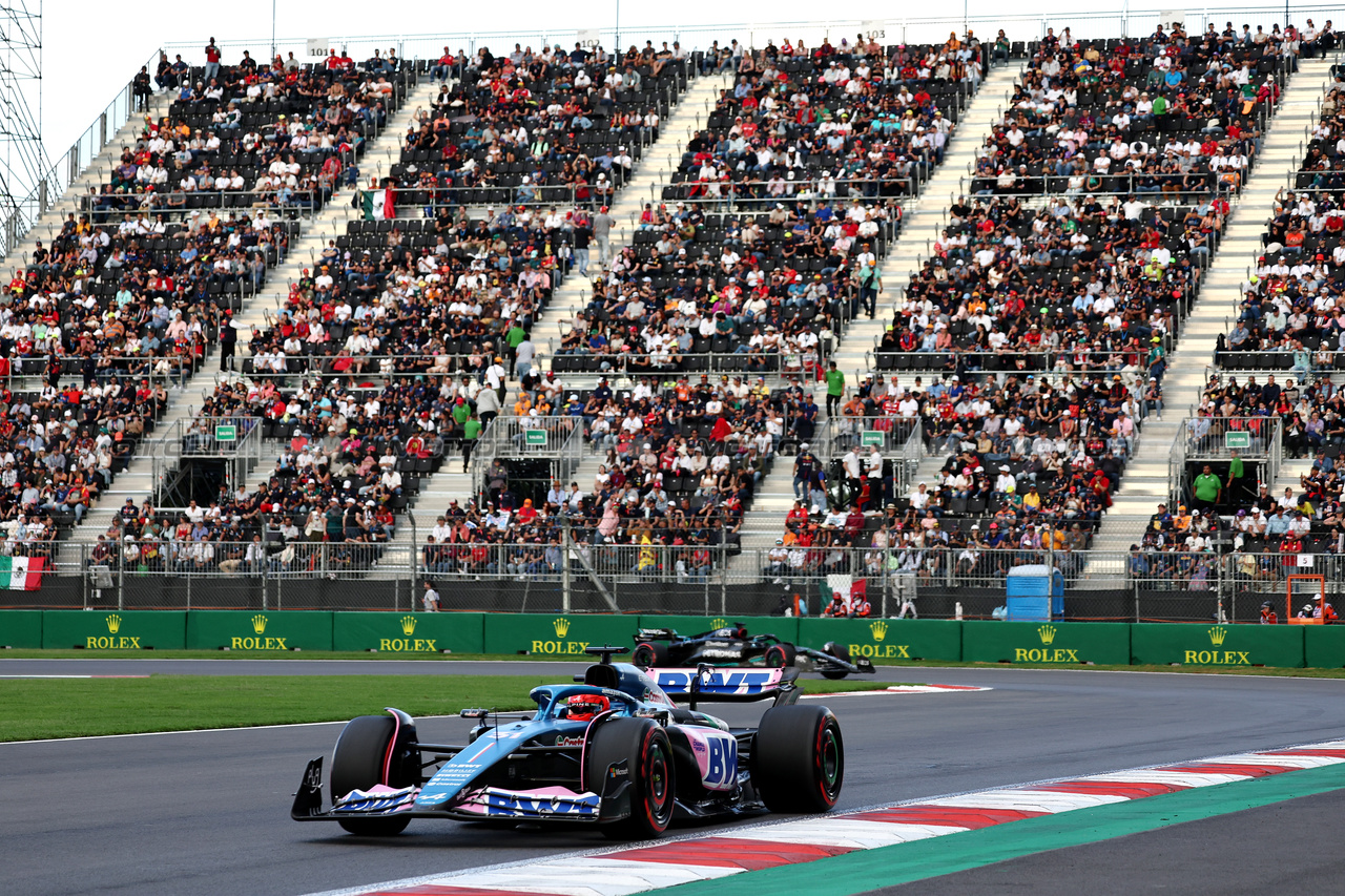 GP MESSICO, Esteban Ocon (FRA) Alpine F1 Team A523.

27.10.2023. Formula 1 World Championship, Rd 20, Mexican Grand Prix, Mexico City, Mexico, Practice Day.

- www.xpbimages.com, EMail: requests@xpbimages.com © Copyright: Moy / XPB Images