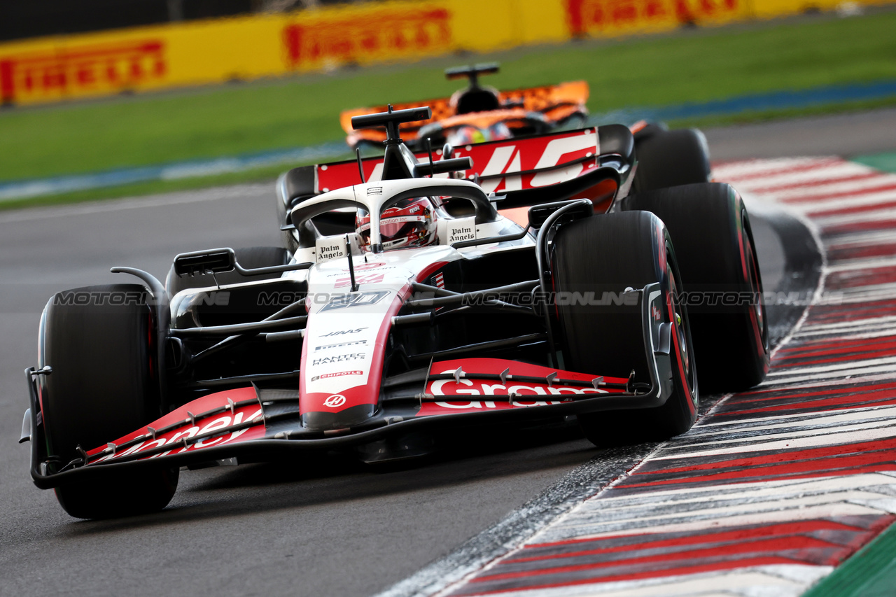 GP MESSICO, Kevin Magnussen (DEN) Haas VF-23.

27.10.2023. Formula 1 World Championship, Rd 20, Mexican Grand Prix, Mexico City, Mexico, Practice Day.

- www.xpbimages.com, EMail: requests@xpbimages.com © Copyright: Moy / XPB Images