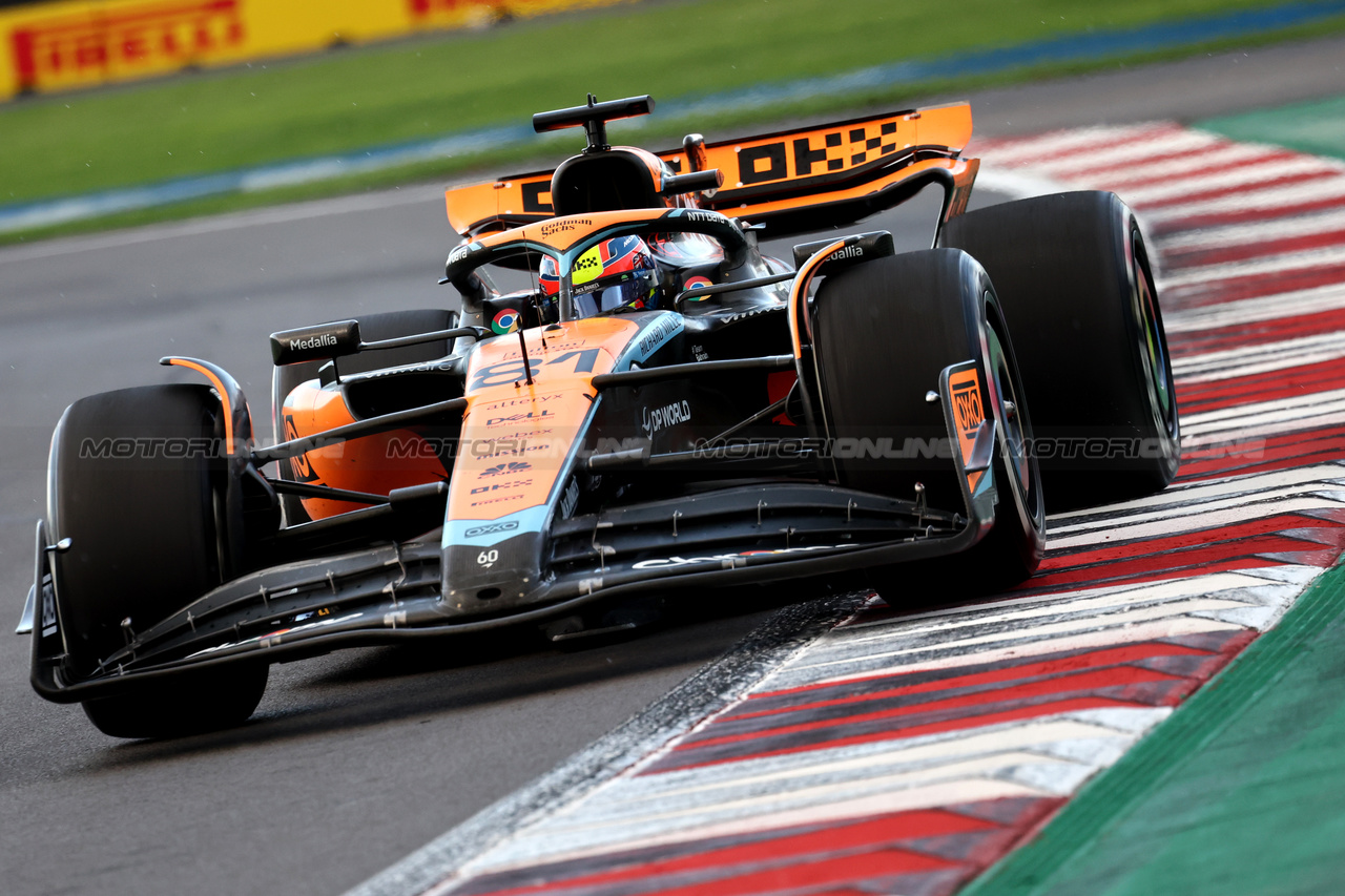 GP MESSICO, Oscar Piastri (AUS) McLaren MCL60.

27.10.2023. Formula 1 World Championship, Rd 20, Mexican Grand Prix, Mexico City, Mexico, Practice Day.

- www.xpbimages.com, EMail: requests@xpbimages.com © Copyright: Moy / XPB Images