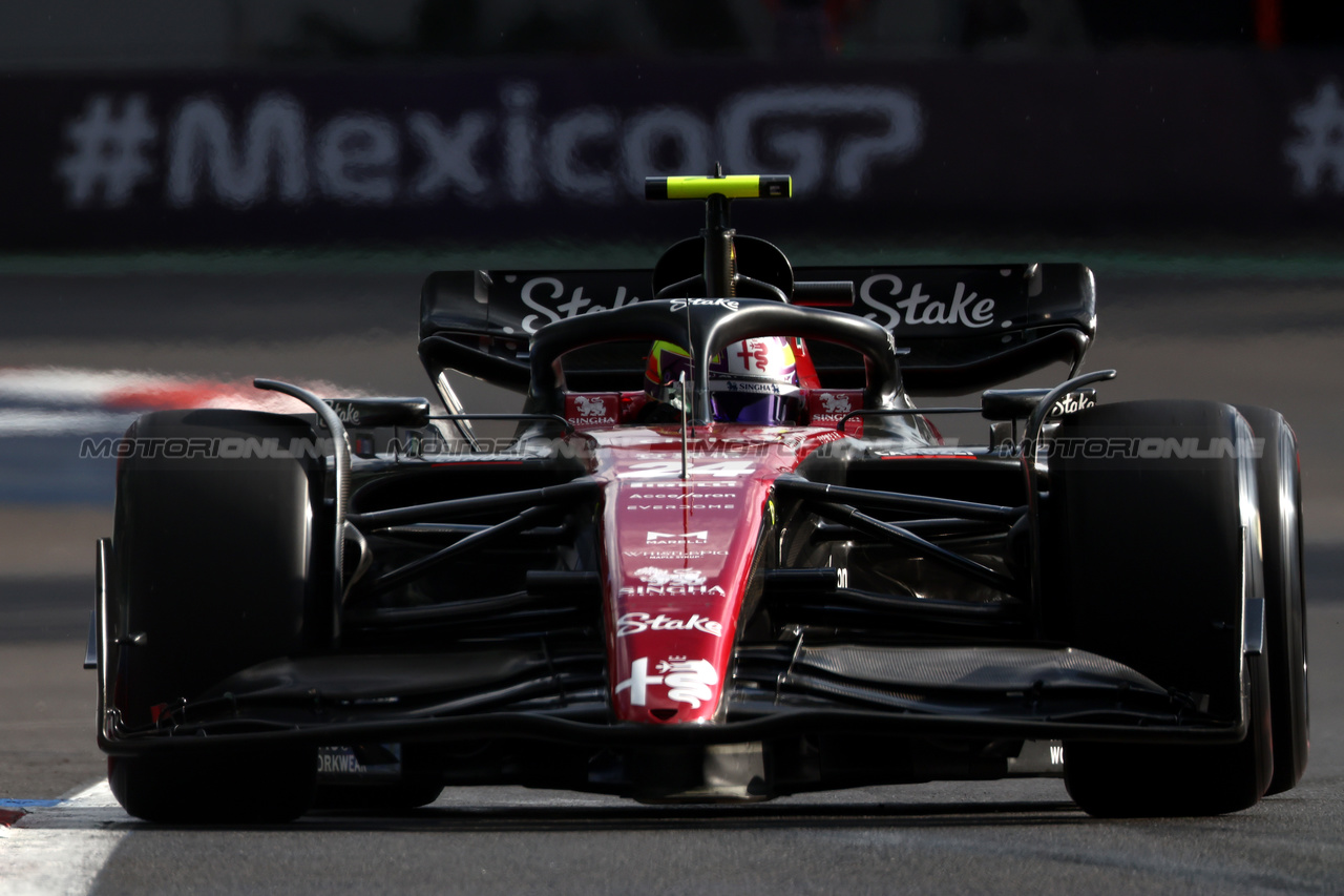 GP MESSICO, Zhou Guanyu (CHN) Alfa Romeo F1 Team C43.

27.10.2023. Formula 1 World Championship, Rd 20, Mexican Grand Prix, Mexico City, Mexico, Practice Day.

 - www.xpbimages.com, EMail: requests@xpbimages.com © Copyright: Coates / XPB Images