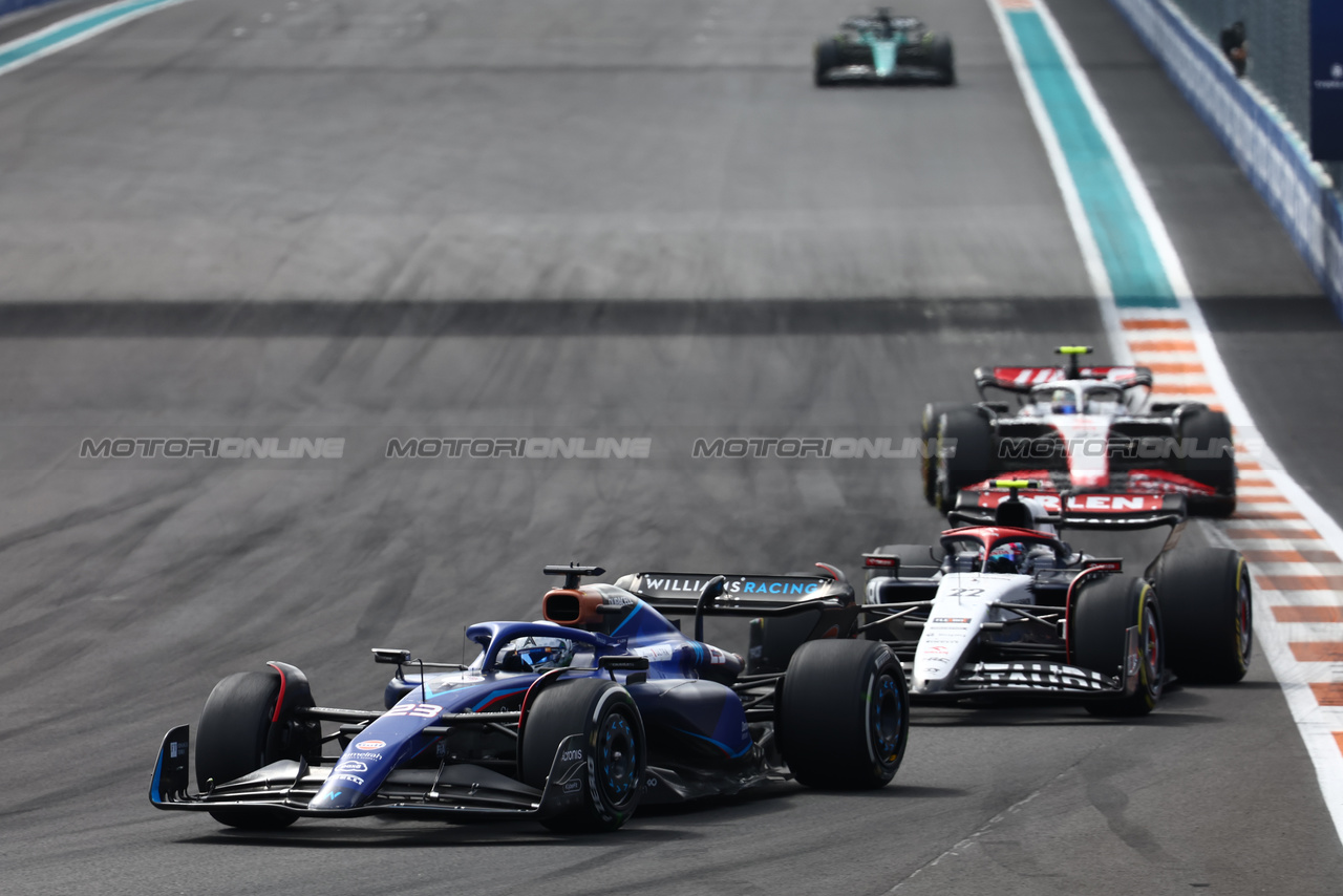 GP MIAMI, Alexander Albon (THA) Williams Racing FW45.

07.05.2023. Formula 1 World Championship, Rd 5, Miami Grand Prix, Miami, Florida, USA, Gara Day.

- www.xpbimages.com, EMail: requests@xpbimages.com ¬© Copyright: Batchelor / XPB Images