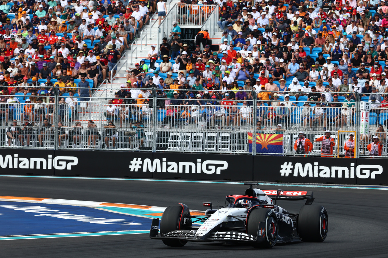 GP MIAMI, Kevin Magnussen (DEN) Haas VF-23.
07.05.2023. Formula 1 World Championship, Rd 5, Miami Grand Prix, Miami, Florida, USA, Gara Day.
- www.xpbimages.com, EMail: requests@xpbimages.com ¬© Copyright: Batchelor / XPB Images