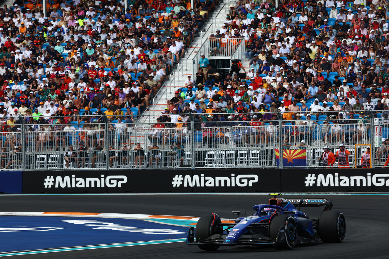 GP MIAMI, Logan Sargeant (USA) Williams Racing FW45.
07.05.2023. Formula 1 World Championship, Rd 5, Miami Grand Prix, Miami, Florida, USA, Gara Day.
- www.xpbimages.com, EMail: requests@xpbimages.com ¬© Copyright: Batchelor / XPB Images