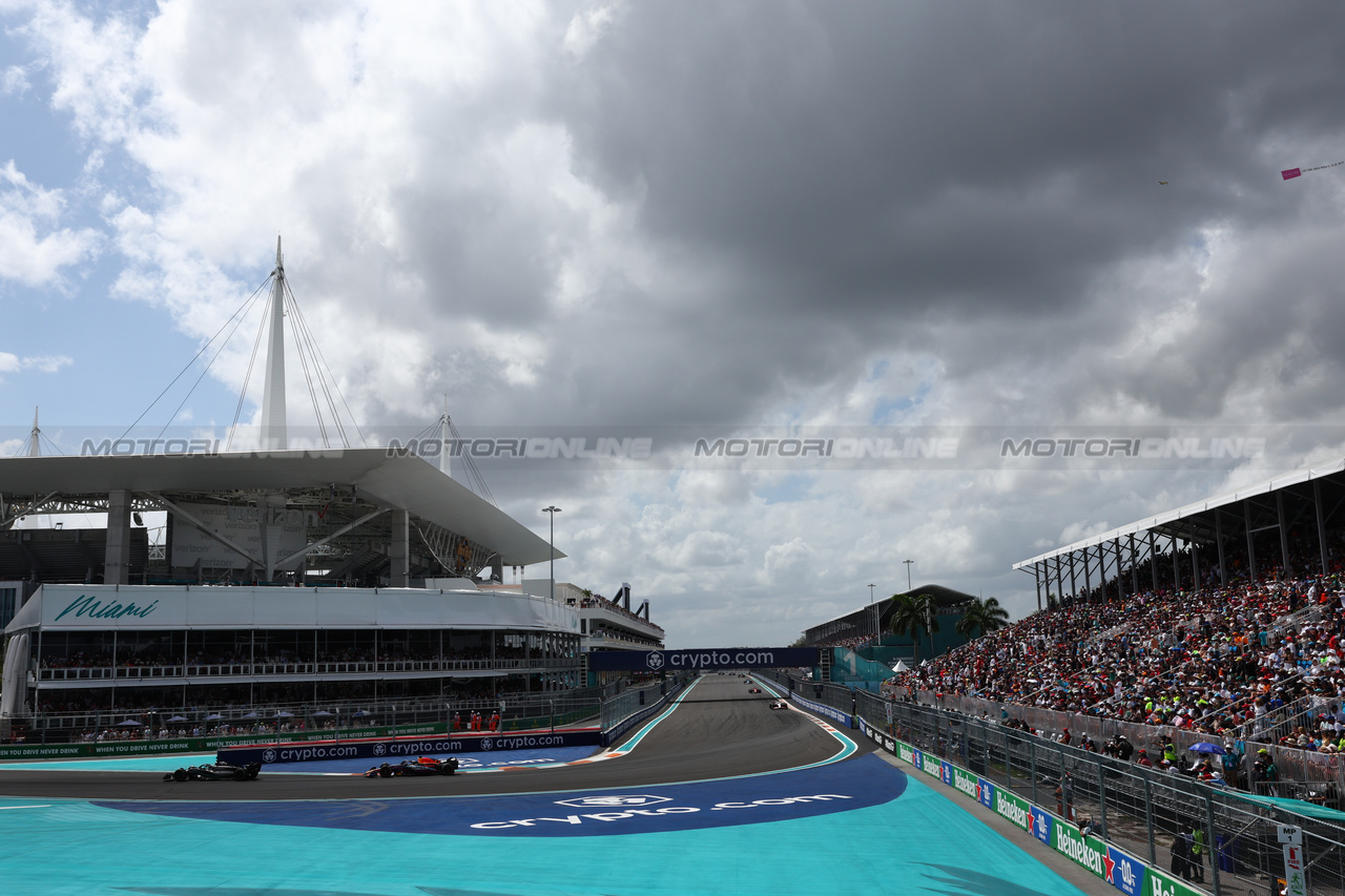 GP MIAMI, George Russell (GBR) Mercedes AMG F1 W14.
07.05.2023. Formula 1 World Championship, Rd 5, Miami Grand Prix, Miami, Florida, USA, Gara Day.
- www.xpbimages.com, EMail: requests@xpbimages.com ¬© Copyright: Batchelor / XPB Images