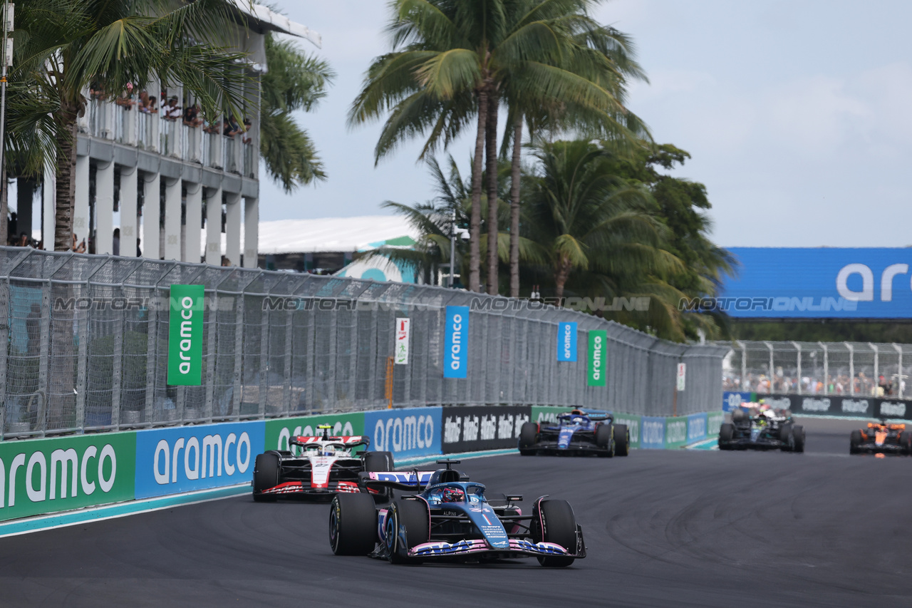 GP MIAMI, Esteban Ocon (FRA) Alpine F1 Team A523.

07.05.2023. Formula 1 World Championship, Rd 5, Miami Grand Prix, Miami, Florida, USA, Gara Day.

- www.xpbimages.com, EMail: requests@xpbimages.com ¬© Copyright: Bearne / XPB Images