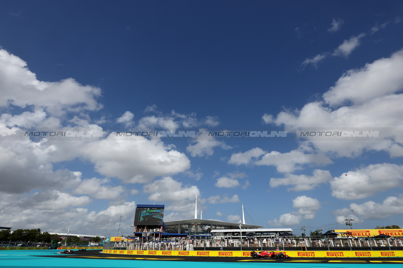 GP MIAMI, Carlos Sainz Jr (ESP) Ferrari SF-23.

07.05.2023. Formula 1 World Championship, Rd 5, Miami Grand Prix, Miami, Florida, USA, Gara Day.

- www.xpbimages.com, EMail: requests@xpbimages.com ¬© Copyright: Bearne / XPB Images