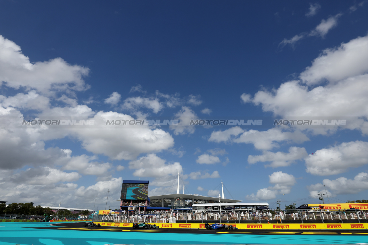 GP MIAMI, Alexander Albon (THA) Williams Racing FW45.

07.05.2023. Formula 1 World Championship, Rd 5, Miami Grand Prix, Miami, Florida, USA, Gara Day.

- www.xpbimages.com, EMail: requests@xpbimages.com ¬© Copyright: Bearne / XPB Images