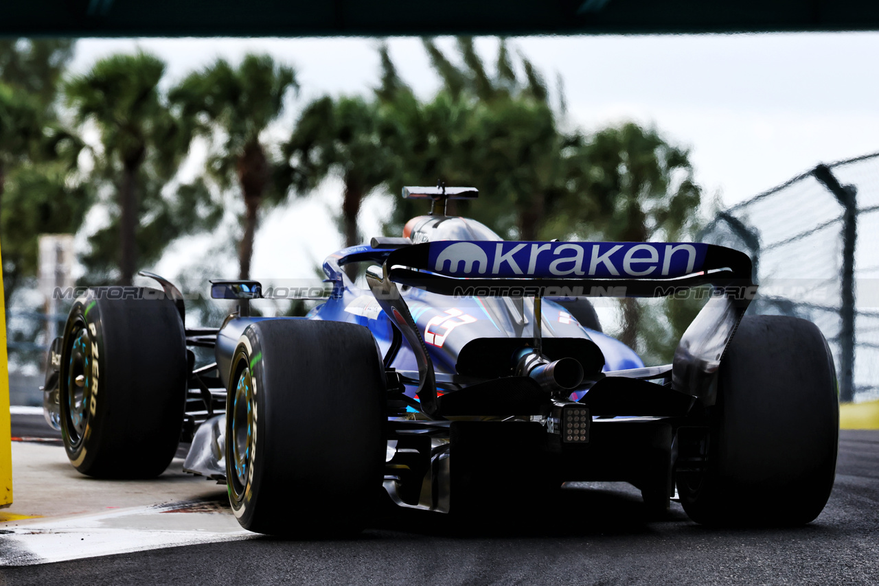 GP MIAMI, Alexander Albon (THA) Williams Racing FW45.

07.05.2023. Formula 1 World Championship, Rd 5, Miami Grand Prix, Miami, Florida, USA, Gara Day.

 - www.xpbimages.com, EMail: requests@xpbimages.com ¬© Copyright: Coates / XPB Images