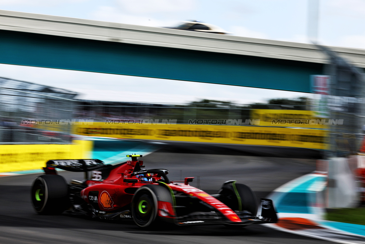 GP MIAMI, Carlos Sainz Jr (ESP) Ferrari SF-23.

07.05.2023. Formula 1 World Championship, Rd 5, Miami Grand Prix, Miami, Florida, USA, Gara Day.

 - www.xpbimages.com, EMail: requests@xpbimages.com ¬© Copyright: Coates / XPB Images