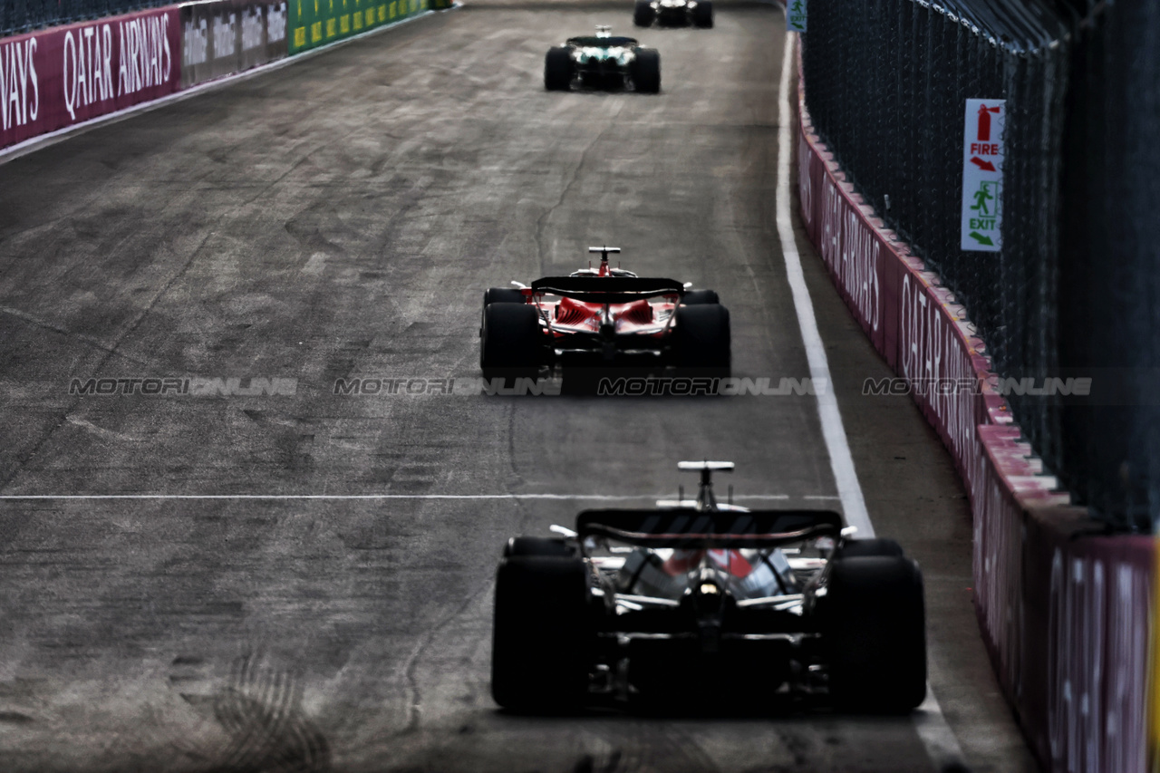 GP MIAMI, Charles Leclerc (MON) Ferrari SF-23.

07.05.2023. Formula 1 World Championship, Rd 5, Miami Grand Prix, Miami, Florida, USA, Gara Day.

 - www.xpbimages.com, EMail: requests@xpbimages.com ¬© Copyright: Coates / XPB Images