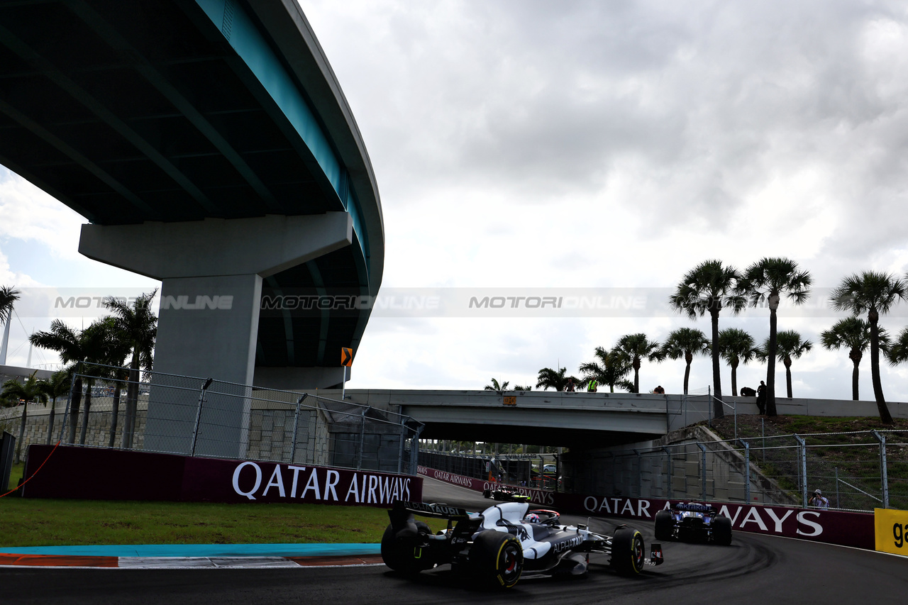 GP MIAMI, Yuki Tsunoda (JPN) AlphaTauri AT04.

07.05.2023. Formula 1 World Championship, Rd 5, Miami Grand Prix, Miami, Florida, USA, Gara Day.

 - www.xpbimages.com, EMail: requests@xpbimages.com ¬© Copyright: Coates / XPB Images