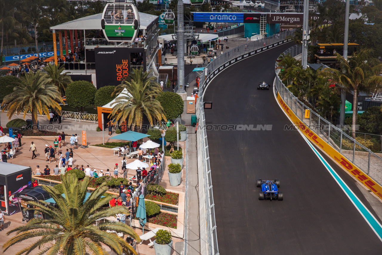 GP MIAMI, Alexander Albon (THA) Williams Racing FW45.

07.05.2023. Formula 1 World Championship, Rd 5, Miami Grand Prix, Miami, Florida, USA, Gara Day.

- www.xpbimages.com, EMail: requests@xpbimages.com ¬© Copyright: Bearne / XPB Images